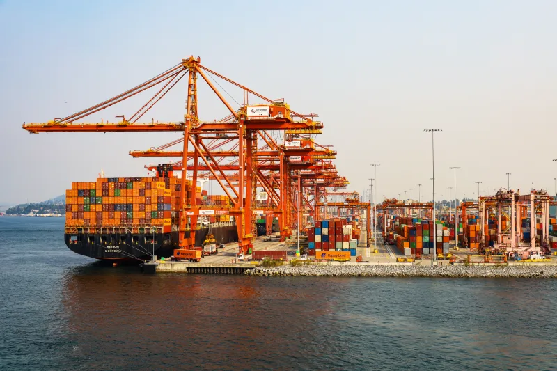 Beyond the Base Rate: Decoding the True Cost of Ocean Freight for Canadian Importers